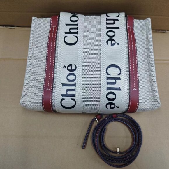 Chloe small woody tote with strap - Picture 5 of 13